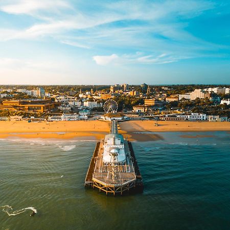 Stunning Beach Themed 2 Bed Apartment Bournemouth Eksteriør bilde