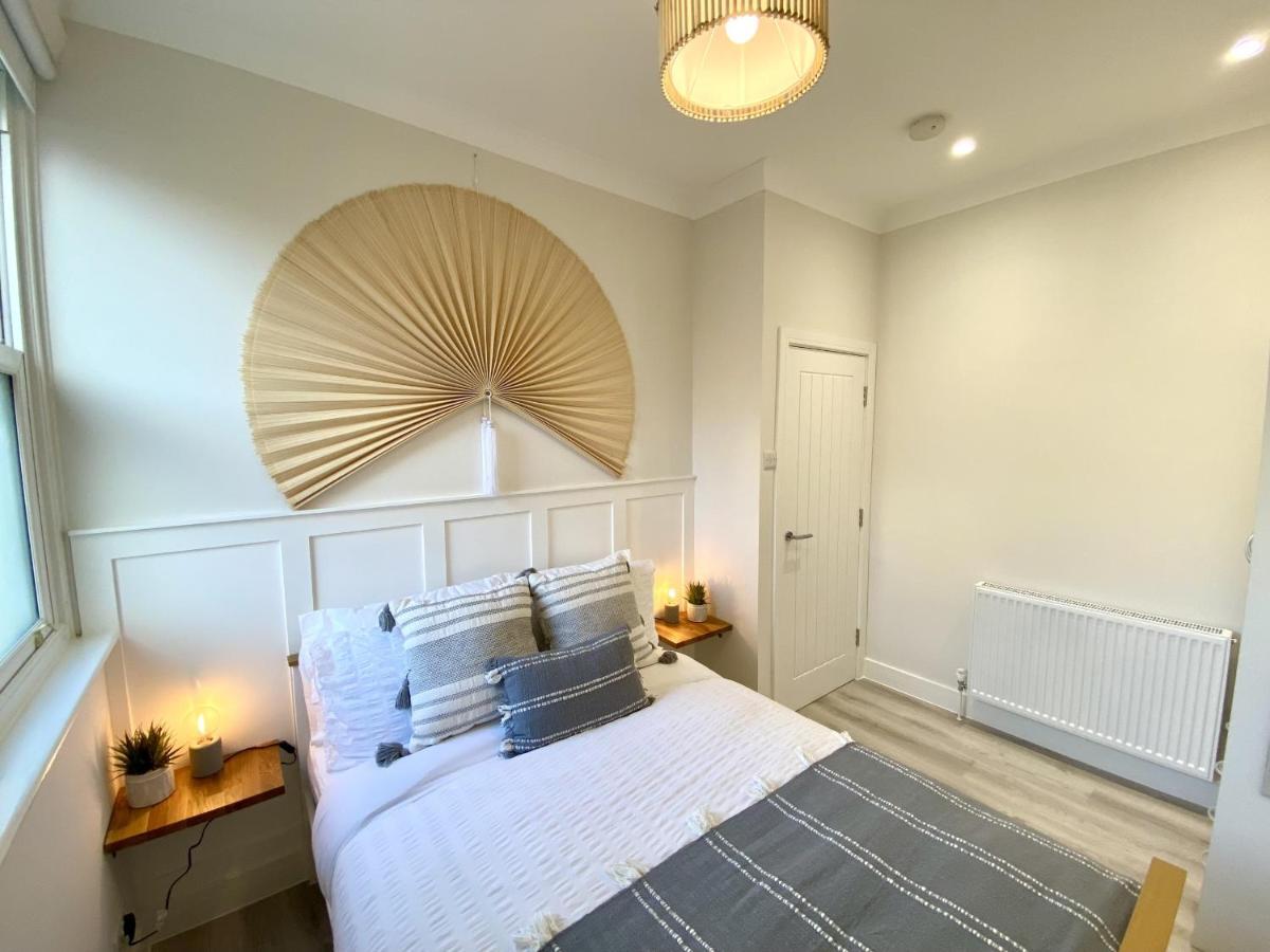 Stunning Beach Themed 2 Bed Apartment Bournemouth Eksteriør bilde