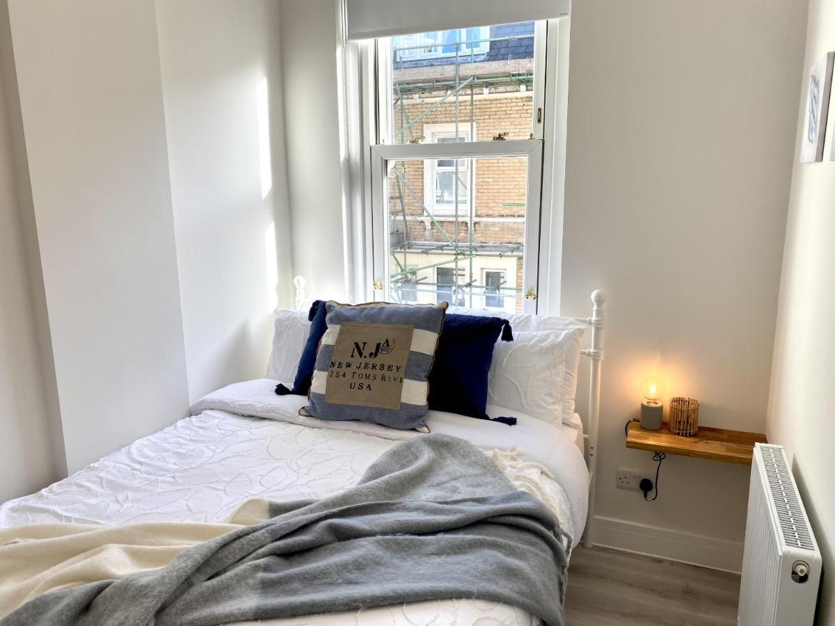 Stunning Beach Themed 2 Bed Apartment Bournemouth Eksteriør bilde