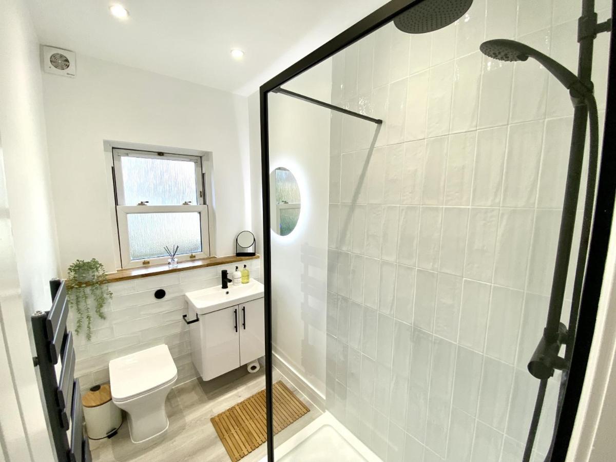 Stunning Beach Themed 2 Bed Apartment Bournemouth Eksteriør bilde